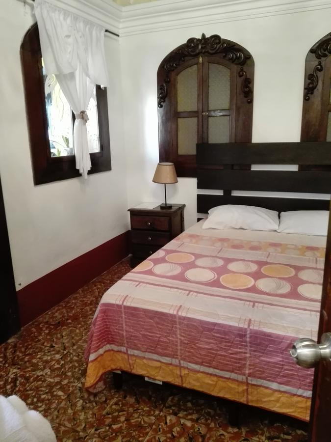 Hotel Casa El Calvario Антигуа-Гватемала Экстерьер фото